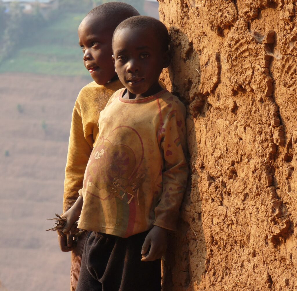 enfants-orphelins-genocie-rwanda-logement